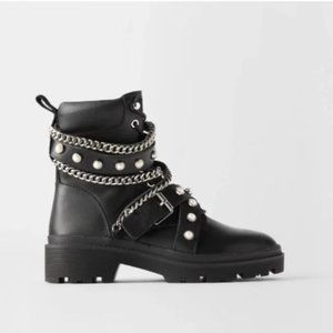 ZARA Black Moto Combat Studded Chain Pearl Embellished Boots Lace Up EU 40 US 9